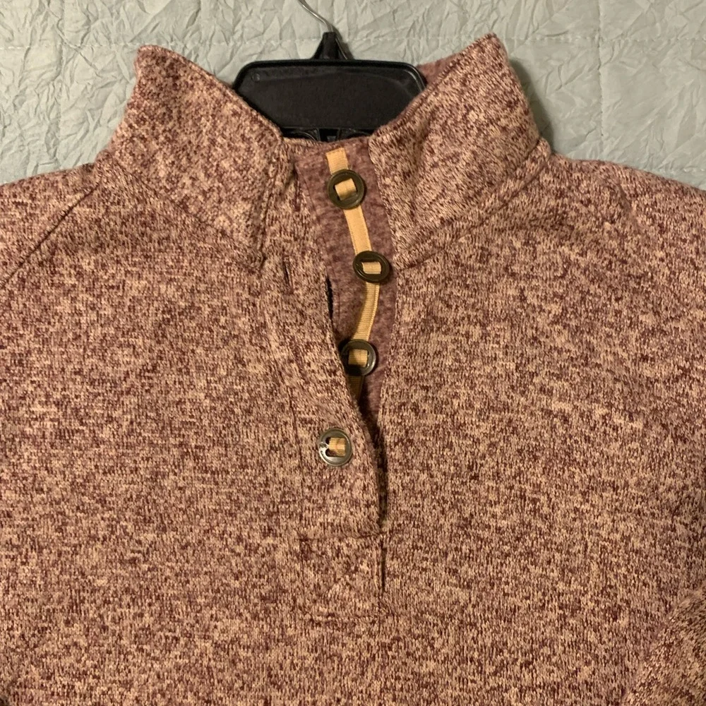 Pullover - Picture 2 of 2